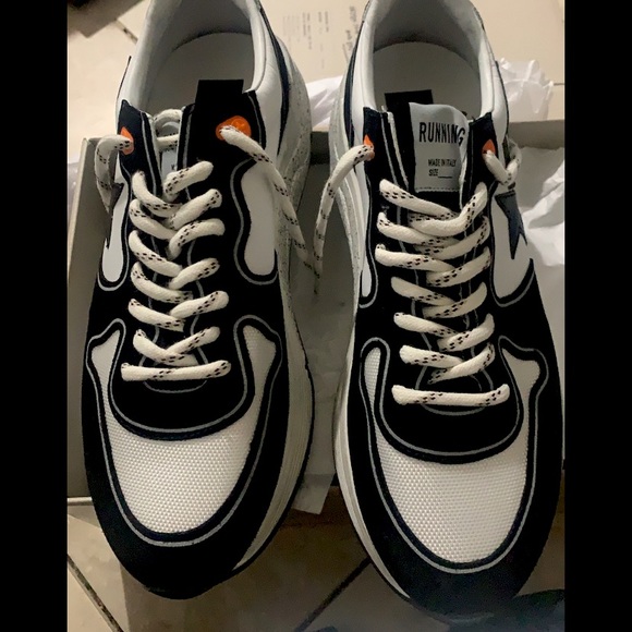 Golden Goose Running Shoes - Picture 4 of 7